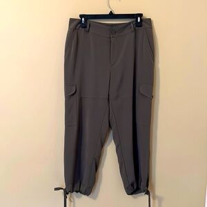 Chaps Denim Cropped Pants Size 8 Olive Green. Gathered Mid-Calf.